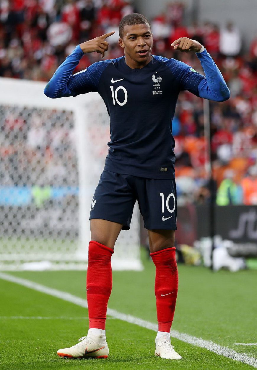 英超战报：巴恩斯双响，迪亚斯破门难救主，纽卡2-1曼城