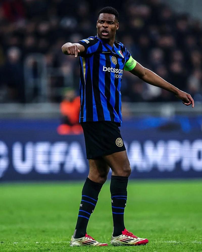 12月10日！欧冠英冠等比赛开打！会有冷门吗？