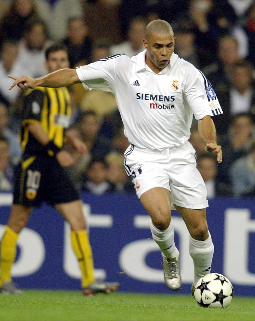 中锋连续三场戴帽，太恐怖