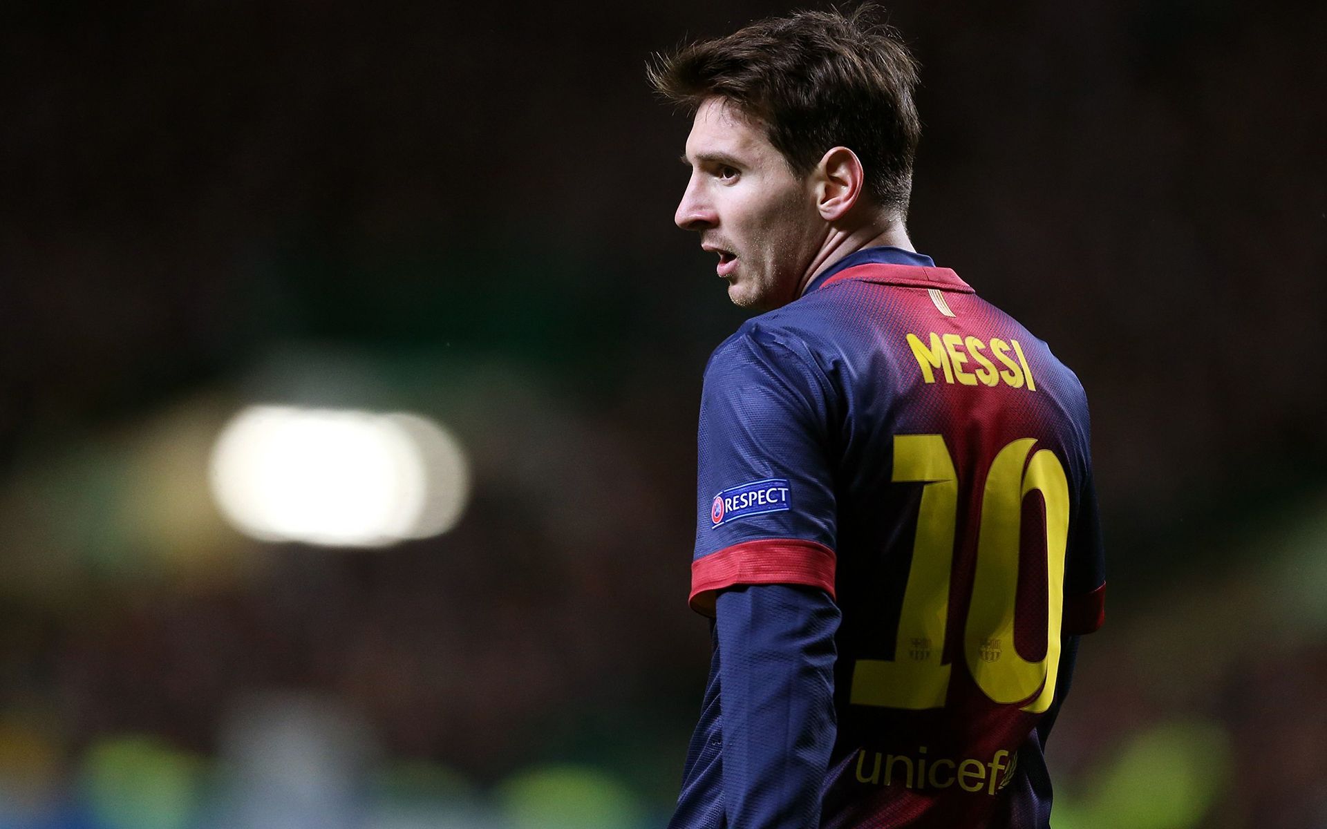 海港vs柔佛全场数据对比：射门5-29，控球率36-64